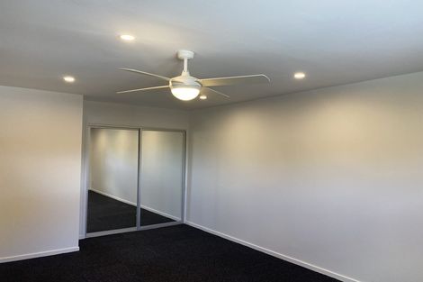 Photo of property in 26 Macnay Way, Murrays Bay, Auckland, 0630