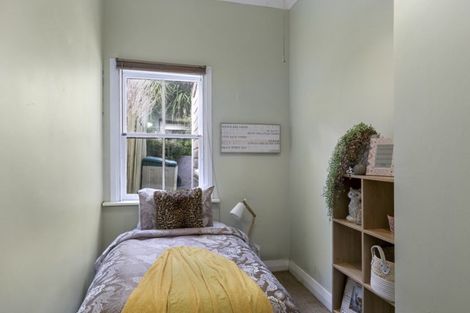 Photo of property in 11 Royal Street, Berhampore, Wellington, 6023