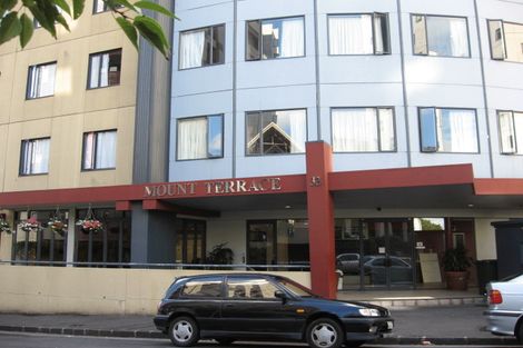 Photo of property in Mount Terrace Apartments, 15g/33 Mount Street, Auckland Central, Auckland, 1010