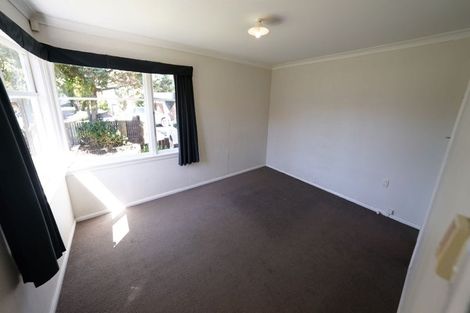 Photo of property in 4 Alton Place, Hokowhitu, Palmerston North, 4410