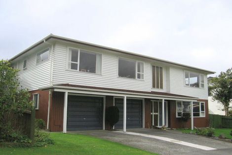 Photo of property in 11 Peterhouse Street, Tawa, Wellington, 5028