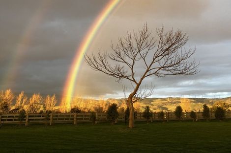 Photo of property in 1 Ashgrove Lane, Ashhurst, Palmerston North, 4470