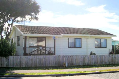 Photo of property in 14 Aintree Street, Nawton, Hamilton, 3200