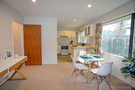 Photo of property in 2/44 Division Street, Riccarton, Christchurch, 8041