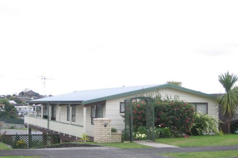 Photo of property in 17 Winchester Terrace, Bethlehem, Tauranga, 3110