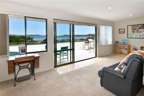 Photo of property in 31 Tamatea Drive, Snells Beach, 0920