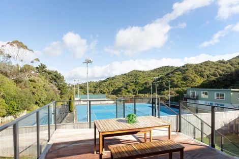 Photo of property in 11a Barberry Grove, Maungaraki, Lower Hutt, 5010