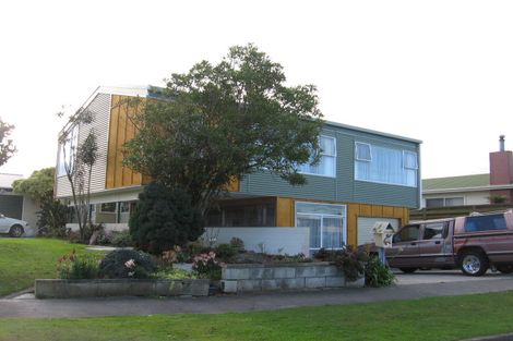 Photo of property in 1 Paradise Place, Milson, Palmerston North, 4414