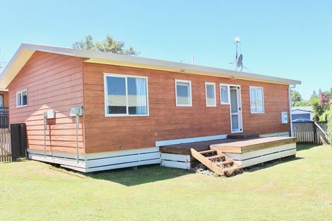 Photo of property in 4 Caulfield Place, Nawton, Hamilton, 3200