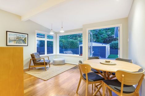 Photo of property in 73 Oroua Street, Eastbourne, Lower Hutt, 5013