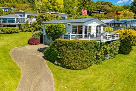 Photo of property in 20 Shera Street, Acacia Bay, Taupo, 3330