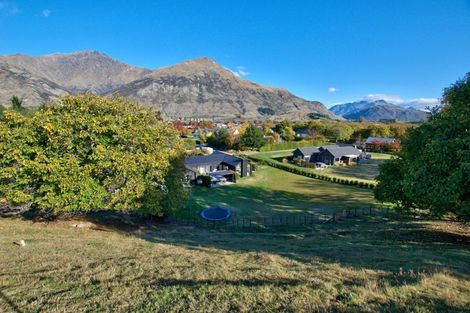 Photo of property in 46 Quarry Place, Lake Hayes, Queenstown, 9304