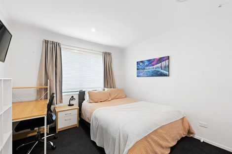 Photo of property in 253 Dixon Road, Fitzroy, Hamilton, 3206