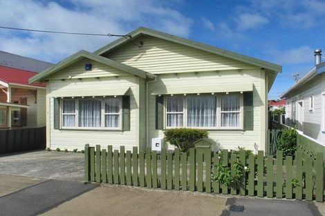 Photo of property in 7 Cruickshank Street, Kilbirnie, Wellington, 6022