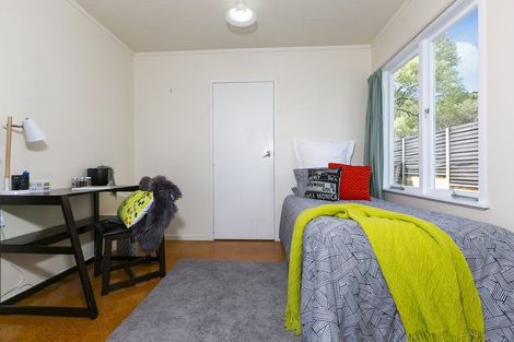 Photo of property in 1/6 Steen Place, Mangere Bridge, Auckland, 2022