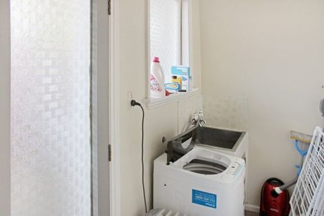 Photo of property in 1/2 Farnham Place, Ilam, Christchurch, 8041