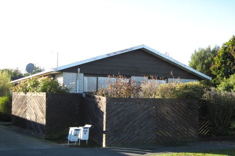 Photo of property in 58a Sarabande Avenue, Redwood, Christchurch, 8051