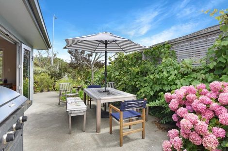 Photo of property in 4 Weka Place, Picton, 7220