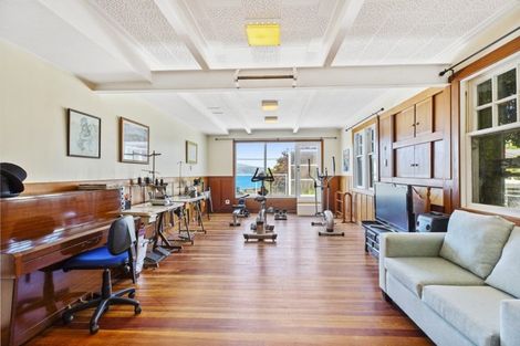 Photo of property in 225 Marine Parade, Seatoun, Wellington, 6022