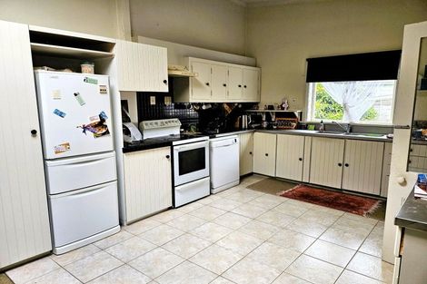 Photo of property in 12 Grant Street, Dannevirke, 4930