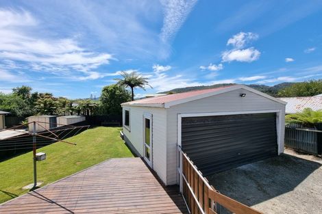 Photo of property in 21 Masters Street, Greymouth, 7805