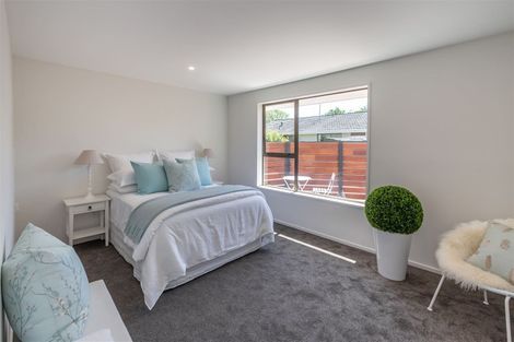 Photo of property in 1/450a Harewood Road, Harewood, Christchurch, 8051