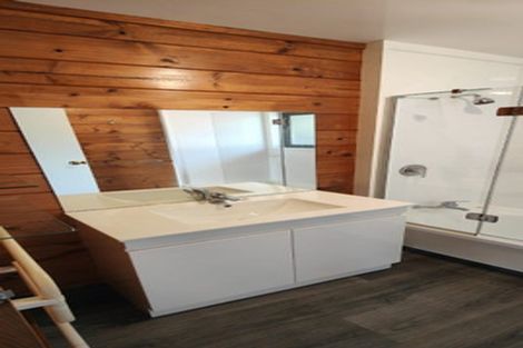 Photo of property in 5 Shackle Lane, Whitby, Porirua, 5024