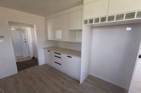 Photo of property in 2 Arnhem Place, Pukekohe, 2120