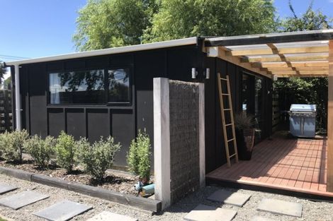 Photo of property in 2 Daniel Street, Martinborough, 5711