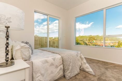 Photo of property in 14 Tauwaka Crescent, Riverhead, 0820