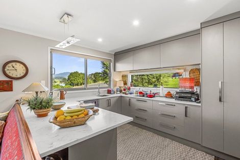 Photo of property in 2 Harakeke Place, Raglan, 3225