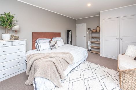 Photo of property in 14 Golf Vue Place, Castlecliff, Whanganui, 4501