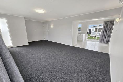 Photo of property in 4 Duckworth Crescent, Greenmeadows, Napier, 4112