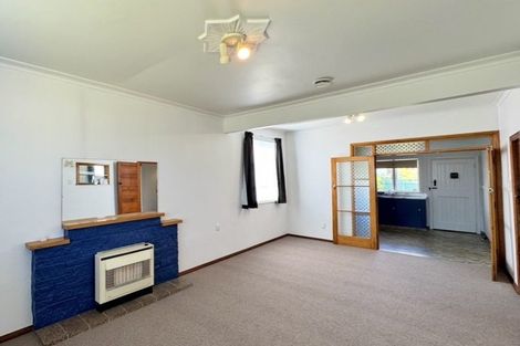 Photo of property in 12 Roberts Avenue, Aramoho, Whanganui, 4500