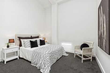 Photo of property in 1/5 Hopper Street, Mount Cook, Wellington, 6011