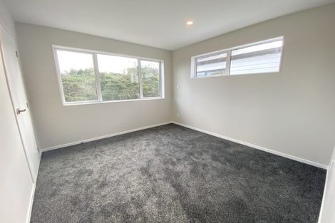 Photo of property in 35 Kaimai Avenue, Massey, Auckland, 0614
