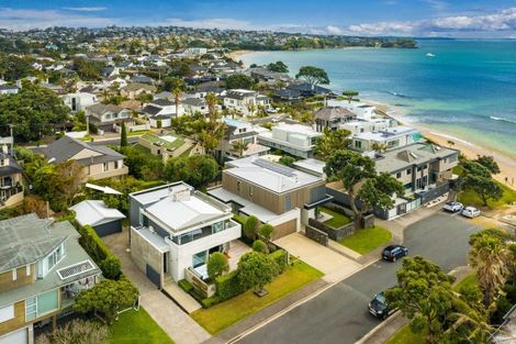 Photo of property in 28 Muritai Road, Milford, Auckland, 0620