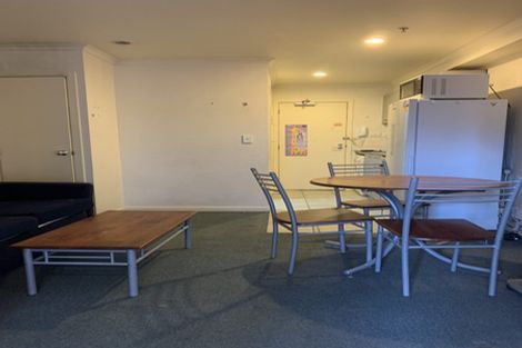 Photo of property in 3 Jessmae Place, Hillcrest, Auckland, 0627