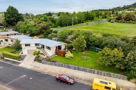 Photo of property in 14 Tweed Street, Kinmont Park, Mosgiel, 9024