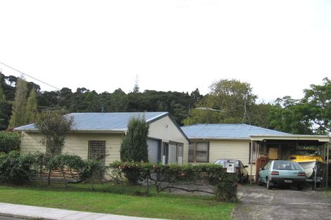 Photo of property in 28 Lowtherhurst Road, Massey, Auckland, 0614