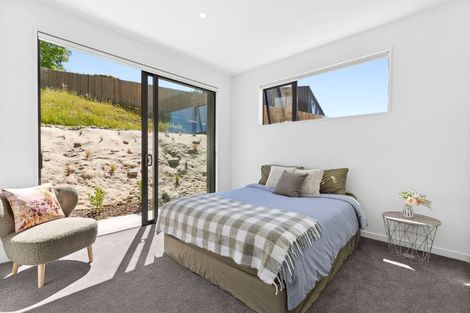 Photo of property in 3 Waxeye Lane, Lake Hawea, 9382