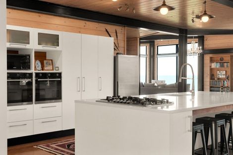 Photo of property in 8 Ngarimu Heights Row, Ngarimu Bay, Thames, 3575