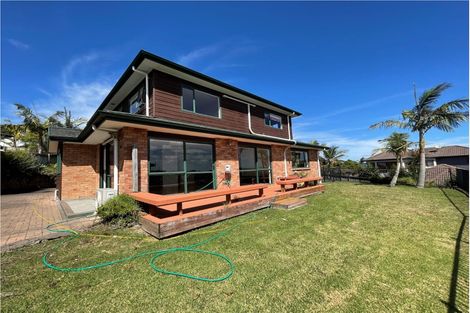 Photo of property in 26 Ballymore Drive, Pinehill, Auckland, 0632