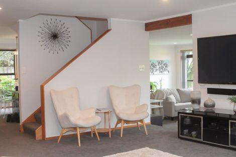 Photo of property in 12 Montrose Grove, Churton Park, Wellington, 6037