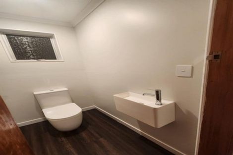 Photo of property in 32 Mahoe Street, Inglewood, 4330