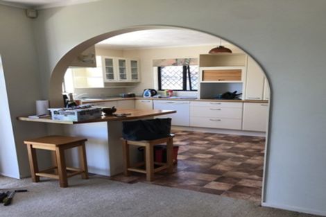 Photo of property in 2/127 Bucklands Beach Road, Bucklands Beach, Auckland, 2012