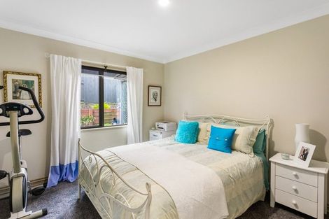 Photo of property in 53 Chesterfield Way, Orewa, 0931