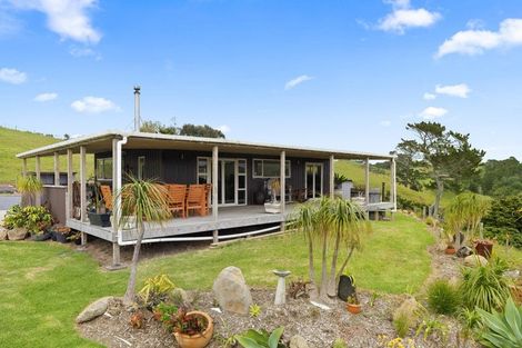 Photo of property in 1044 Awhitu Road, Pollok, Waiuku, 2683