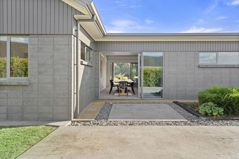 Photo of property in 37 Jarrett Terrace, Leamington, Cambridge, 3432