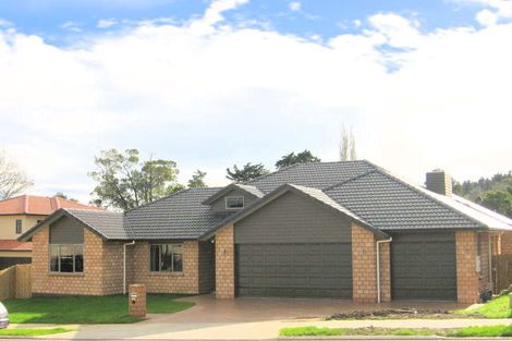 Photo of property in 68 Coachman Drive, Flat Bush, Auckland, 2016